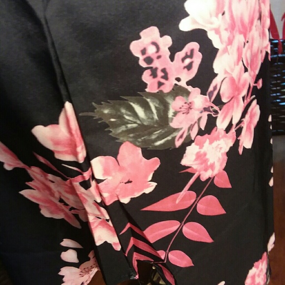 BLACK WITH PINK FLORAL DRESS Sz 2X 3X - Picture 4 of 8